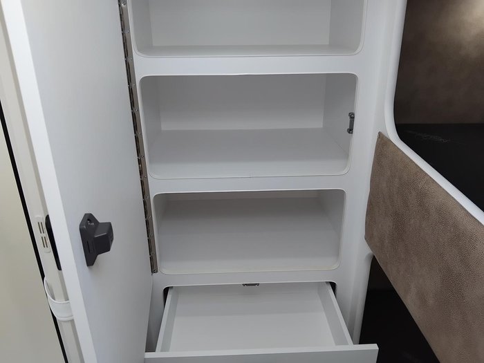 2025 Cadillac RV Hermes Family Double Bunk Van