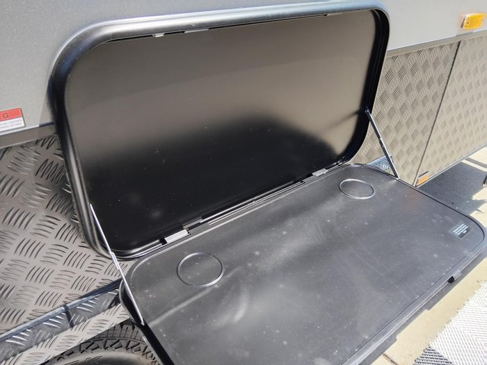 2025 Cadillac RV Hermes Family Double Bunk Van