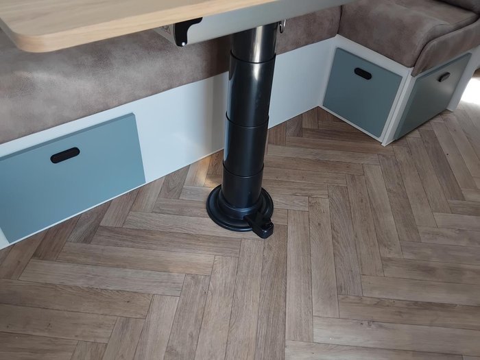 2025 Cadillac RV Hermes Family Double Bunk Van