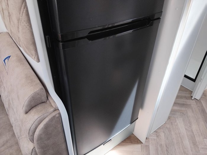 2025 Cadillac RV Hermes Family Double Bunk Van