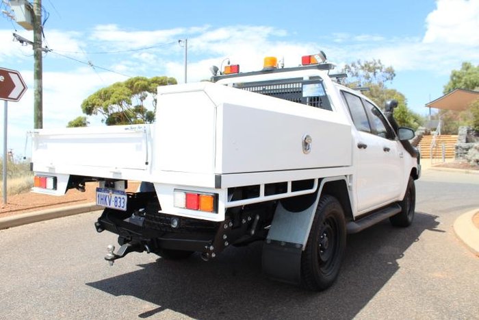 2021 Toyota Hilux SR