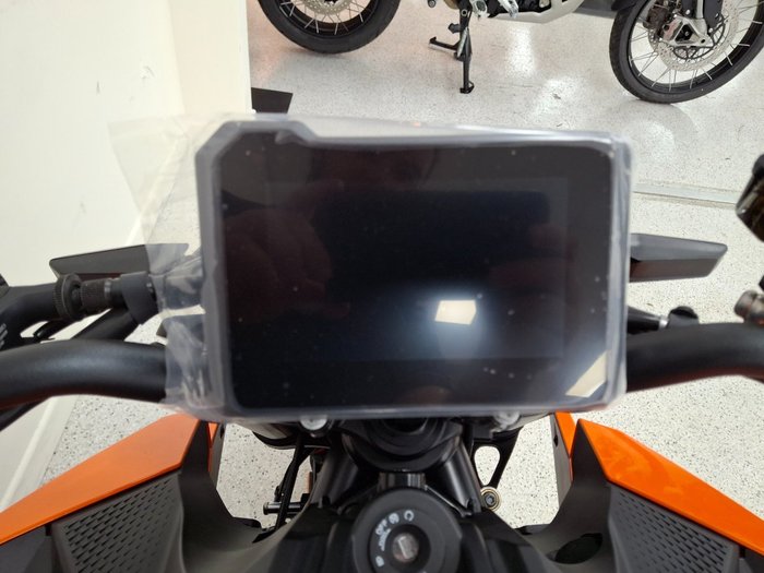 2024 Ktm 990 DUKE Orange