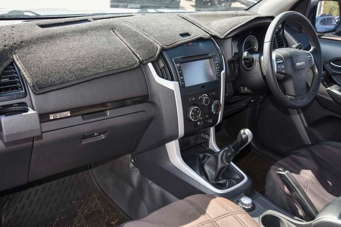 2019 Isuzu D-MAX LS-M