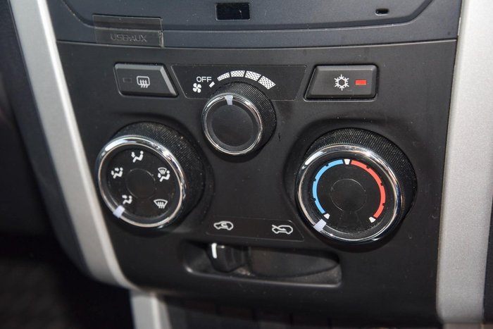 2019 Isuzu D-MAX LS-M