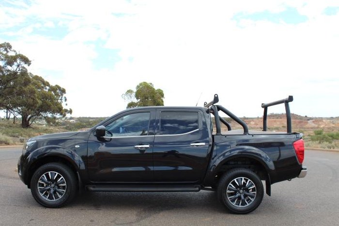 2020 Nissan Navara ST