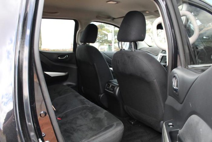 2020 Nissan Navara ST