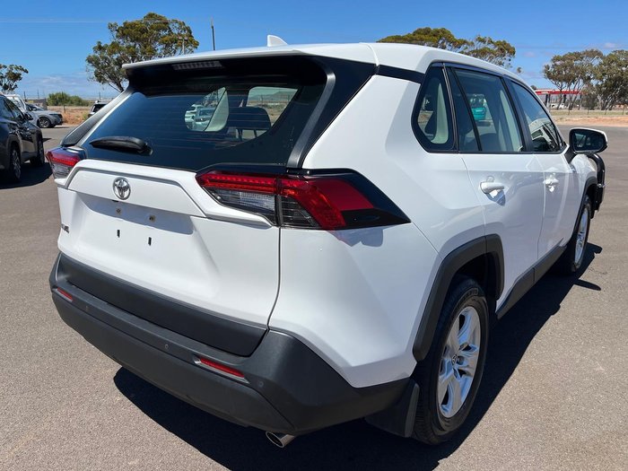 2021 Toyota RAV4 GX