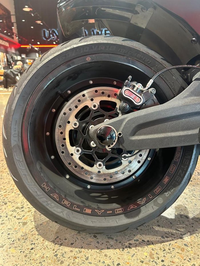 2019 Harley-Davidson FXDR 114 (FXDRS) Softail Black