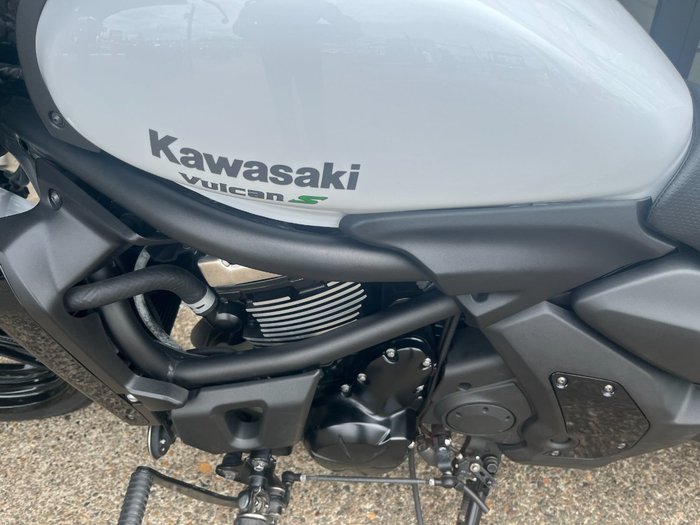 2018 Kawasaki VULCAN S (EN650 LAMS) WHITE