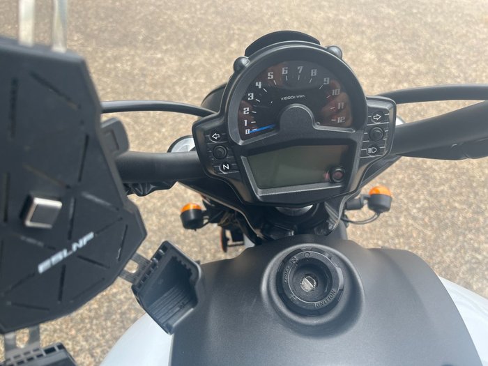 2018 Kawasaki VULCAN S (EN650 LAMS) WHITE