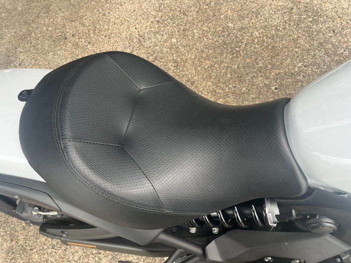 2018 Kawasaki VULCAN S (EN650 LAMS) WHITE