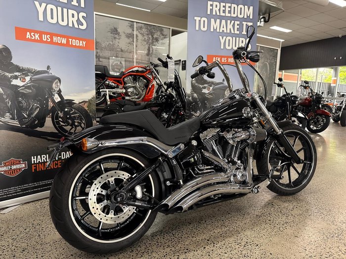 2013 Harley-Davidson Breakout 103 (FXSB) Softail Black