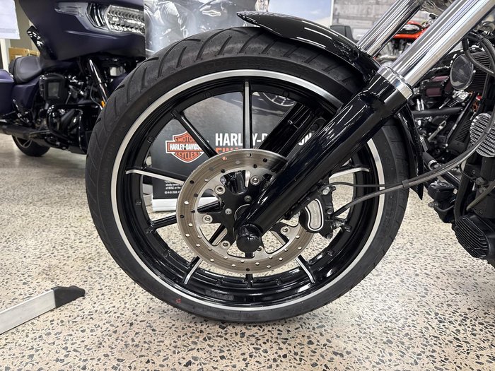 2013 Harley-Davidson Breakout 103 (FXSB) Softail Black