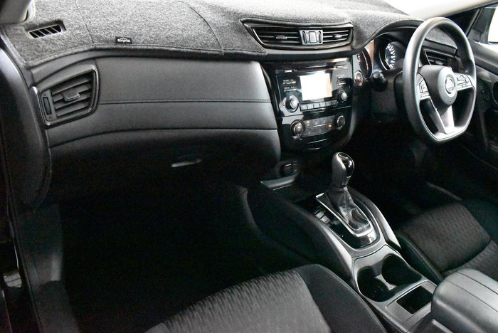 2020 Nissan X-TRAIL ST