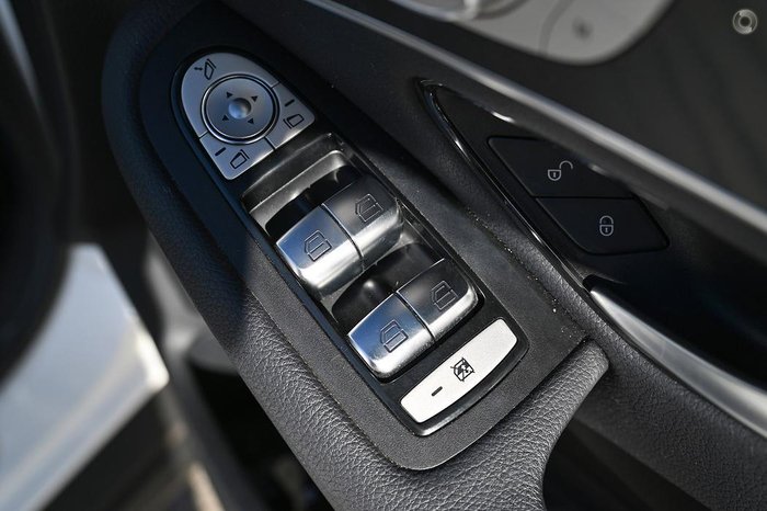 2020 Mercedes-Benz GLC-Class GLC200