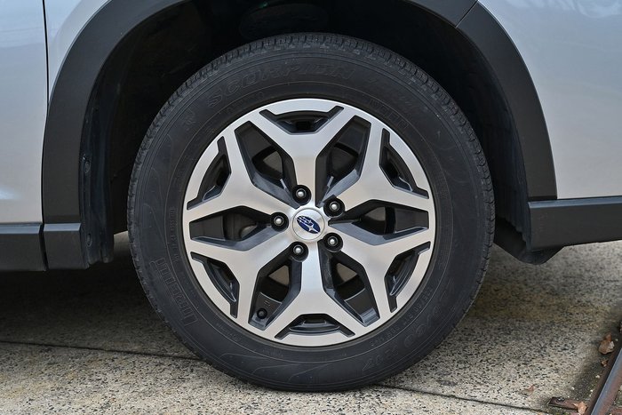 2019 Subaru Forester 2.5i