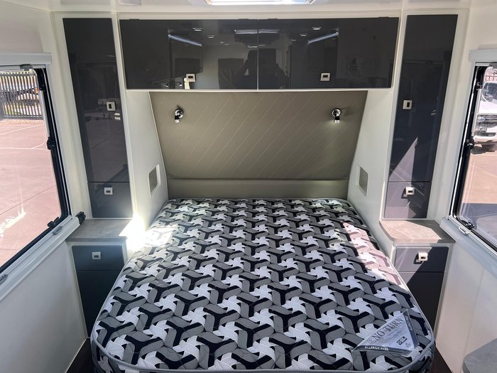 2024 Design RV Forerunner Van 5-2, 20'6''