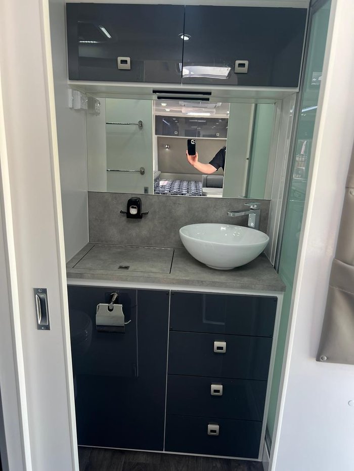 2024 Design RV Forerunner Van 5-2, 20'6''