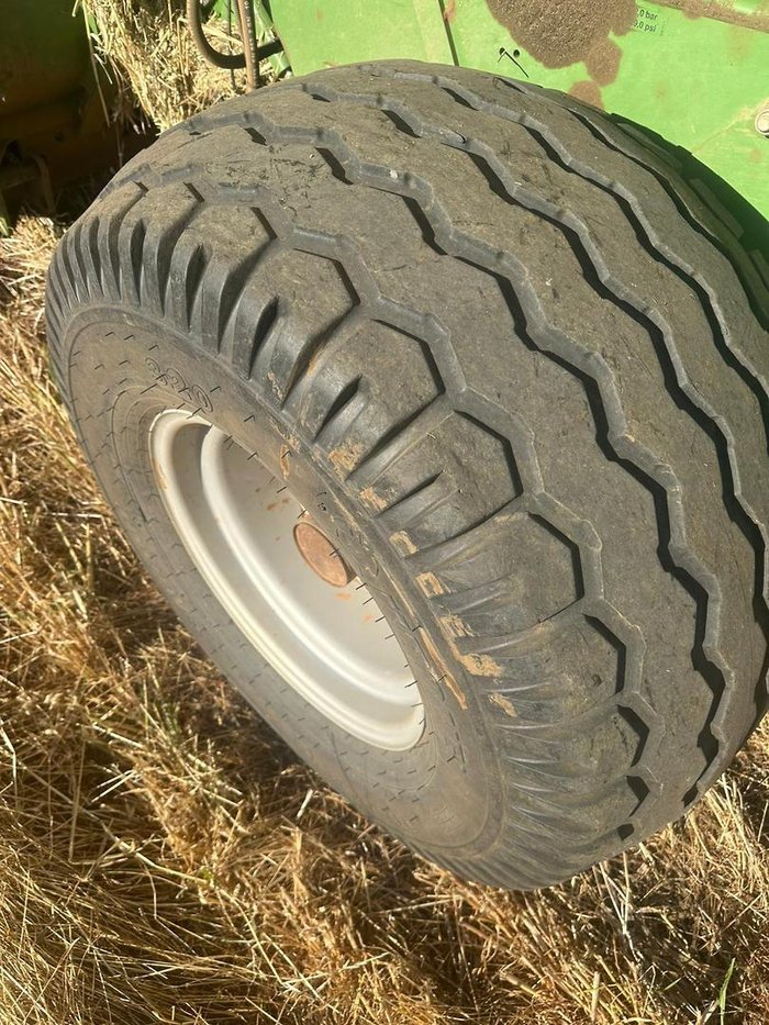 2019 Krone Comprima V180 Round Baler