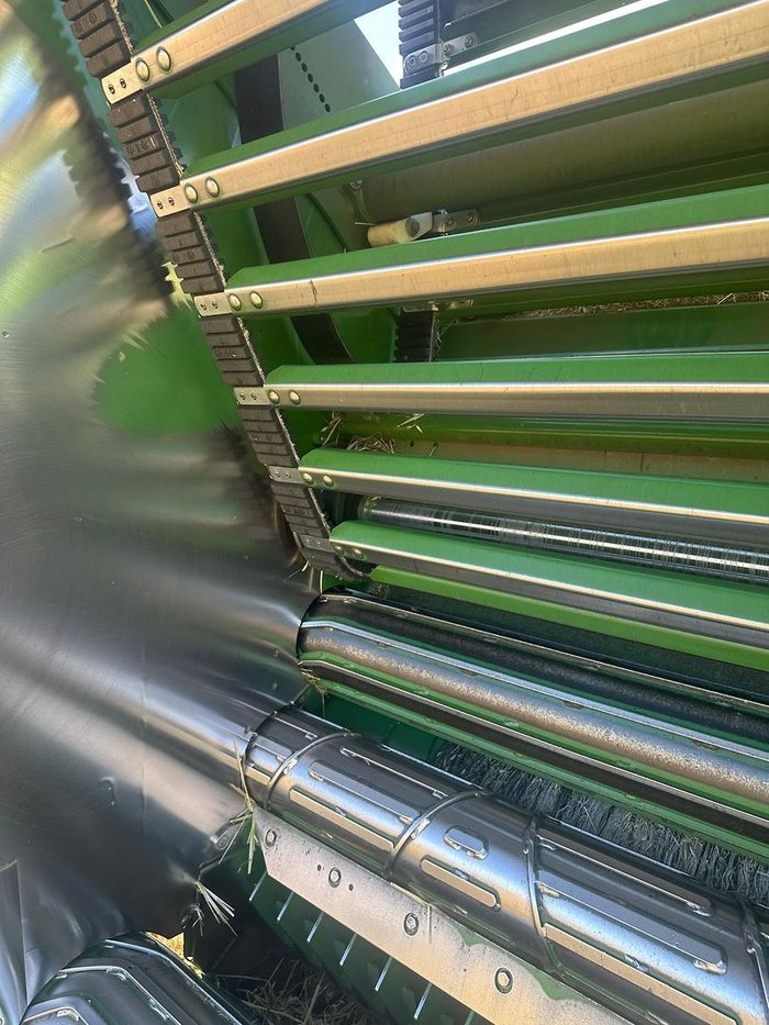 2019 Krone Comprima V180 Round Baler