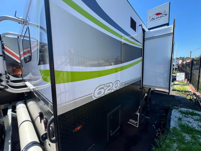 2025 Golf Grand Tourer 620