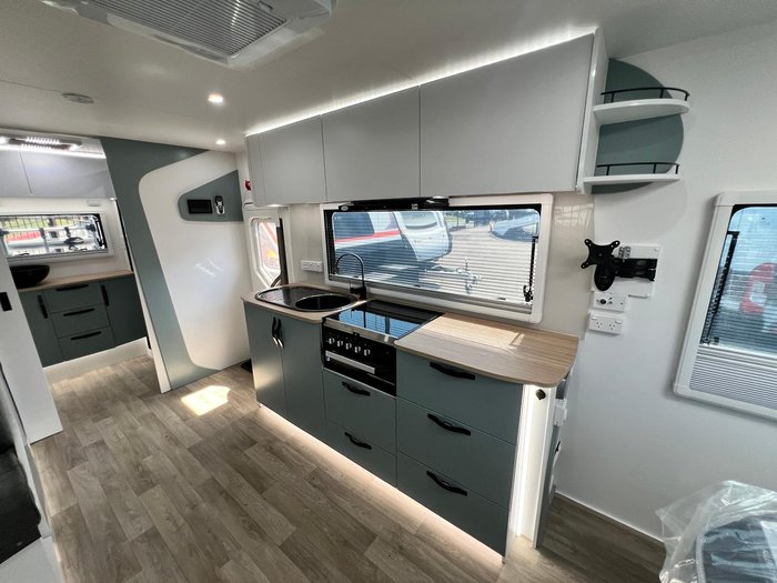 2025 Golf Grand Tourer 620