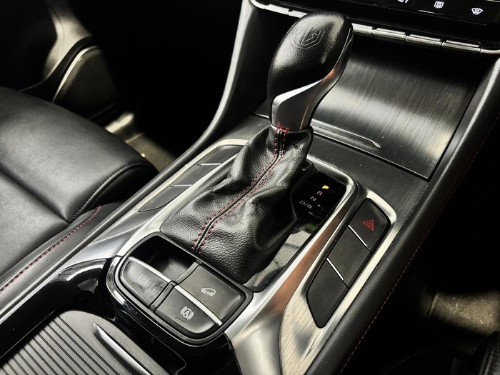 2021 MG HS Vibe SAS23 MY21 York White