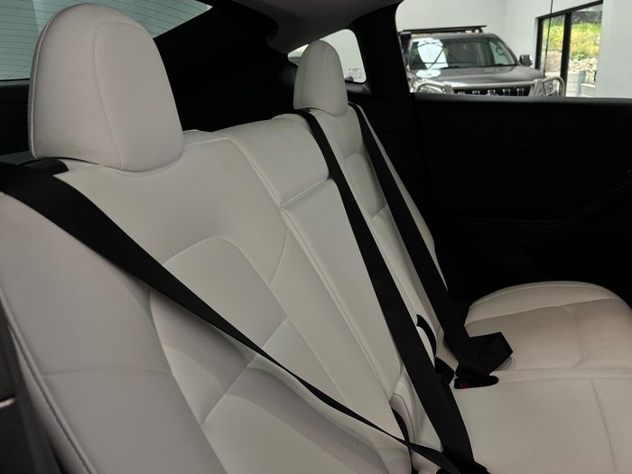 2023 Tesla Model Y Rear-Wheel Drive Black