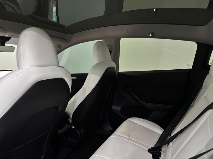 2023 Tesla Model Y Rear-Wheel Drive Black