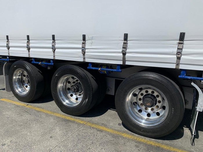 2023 Maxitrans St3 46 Pallet Drop Deck B Triple Mezzanine R/T