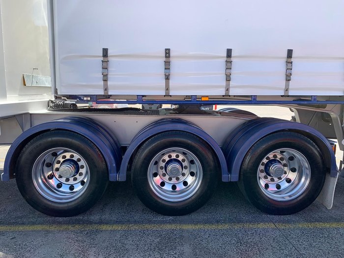 2023 Maxitrans St3 46 Pallet Drop Deck B Triple Mezzanine R/T