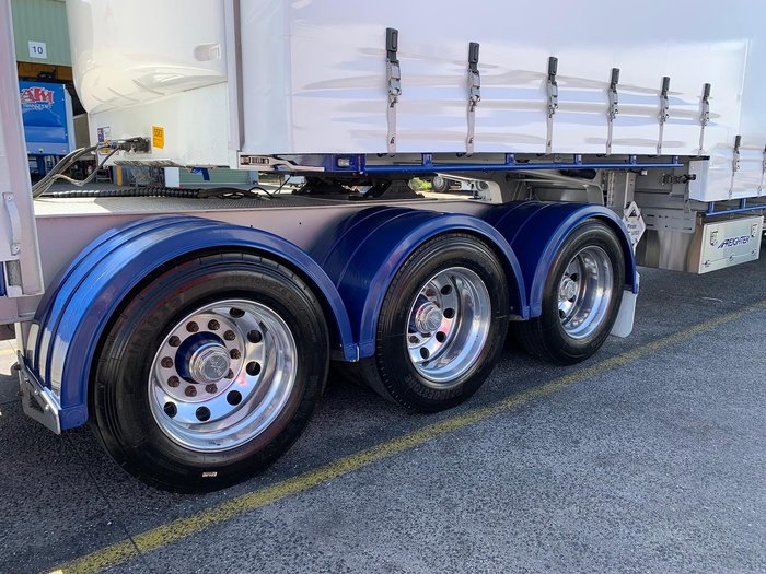 2023 Maxitrans St3 46 Pallet Drop Deck B Triple Mezzanine R/T