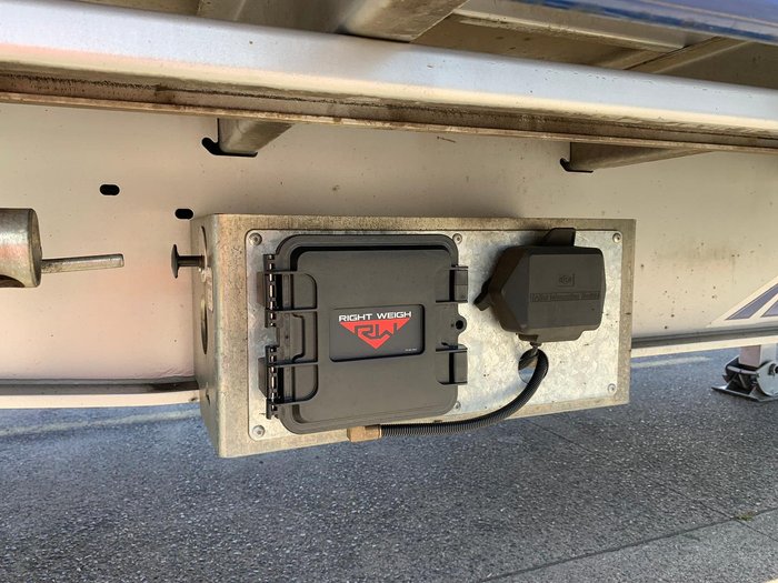 2023 Maxitrans St3 46 Pallet Drop Deck B Triple Mezzanine R/T