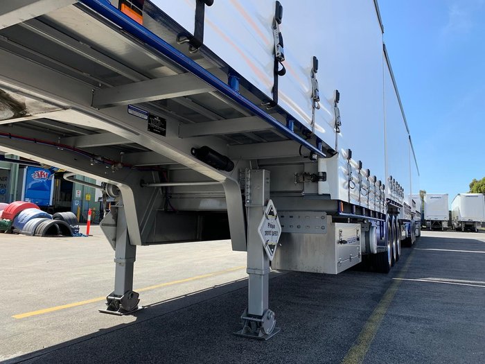 2023 Maxitrans St3 46 Pallet Drop Deck B Triple Mezzanine R/T