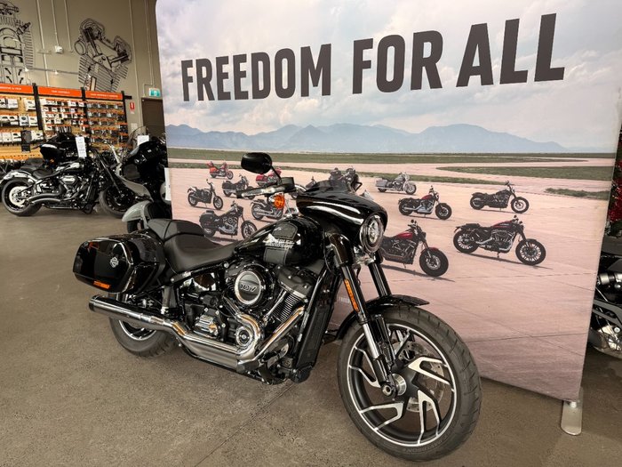 2023 Harley-davidson FLSB SPORT GLIDE (107) Black