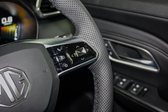 2025 MG ZS Essence Turbo