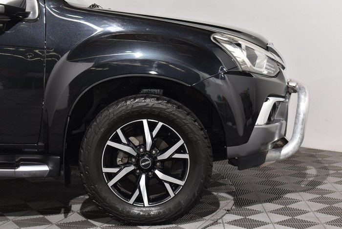 2021 Isuzu MU-X LS-U