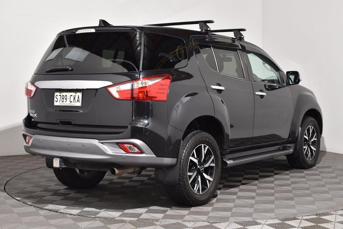 2021 Isuzu MU-X LS-U