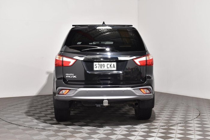 2021 Isuzu MU-X LS-U