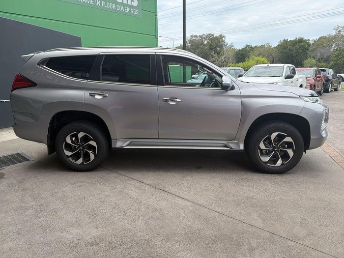 2024 Mitsubishi Pajero Sport GLS