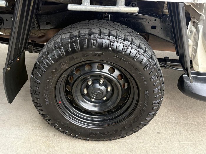 2020 Toyota Hilux SR