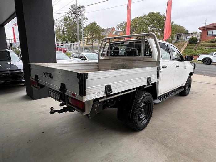 2020 Toyota Hilux SR