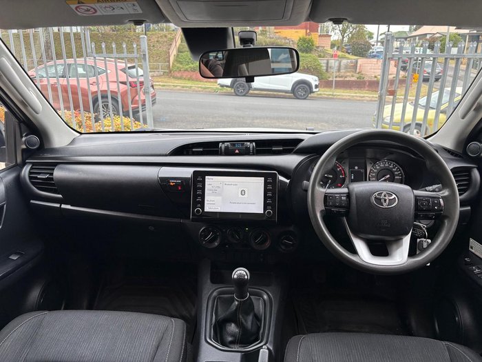 2020 Toyota Hilux SR