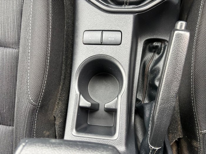 2020 Toyota Hilux SR