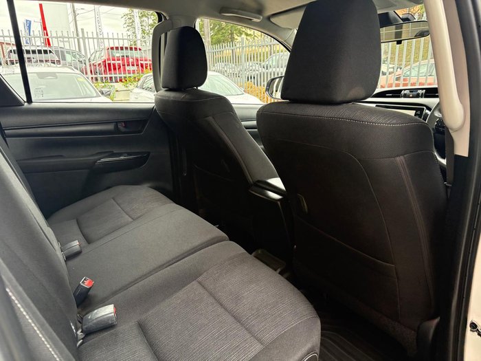 2020 Toyota Hilux SR