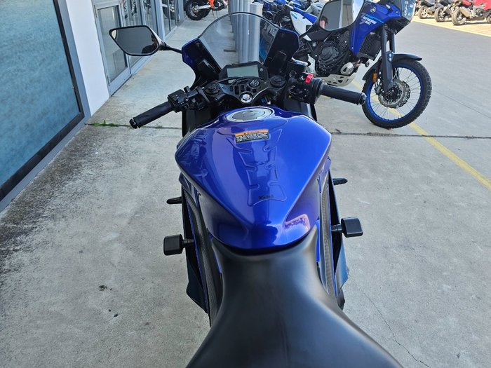 2023 Yamaha YZF-R3 Blue