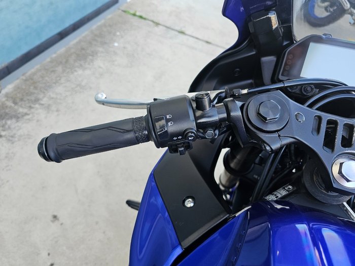 2023 Yamaha YZF-R3 Blue