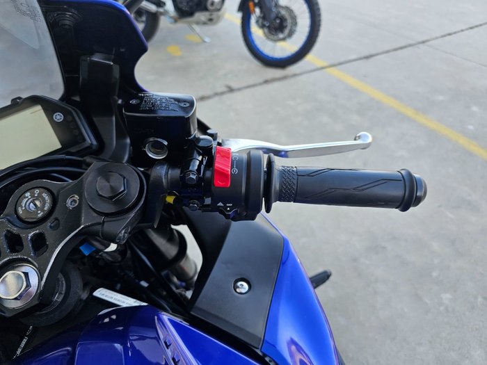 2023 Yamaha YZF-R3 Blue
