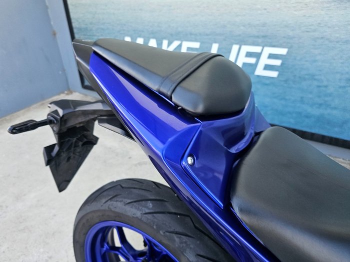 2023 Yamaha YZF-R3 Blue