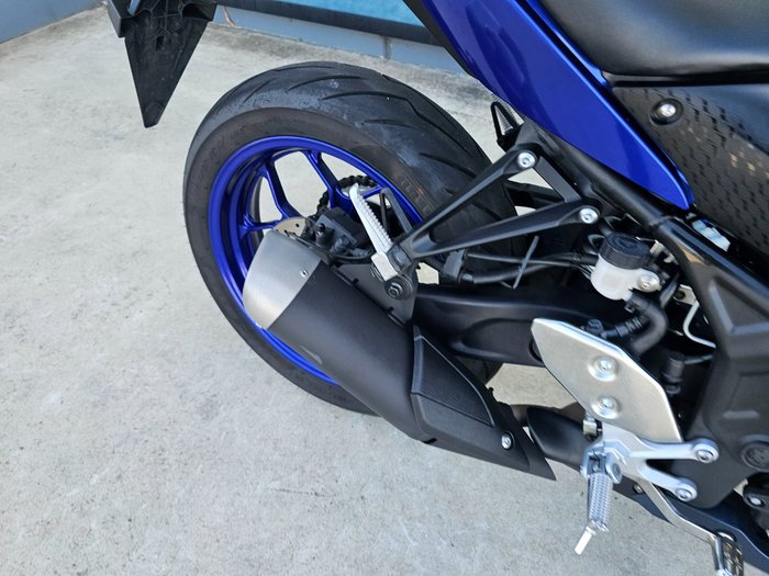2023 Yamaha YZF-R3 Blue